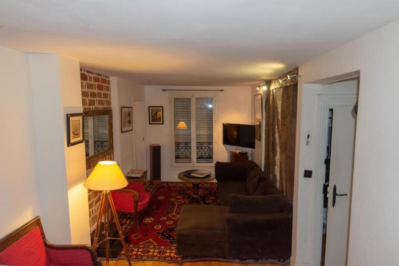 Very French Two Bedroom In The Heart Of Paris Exterior photo