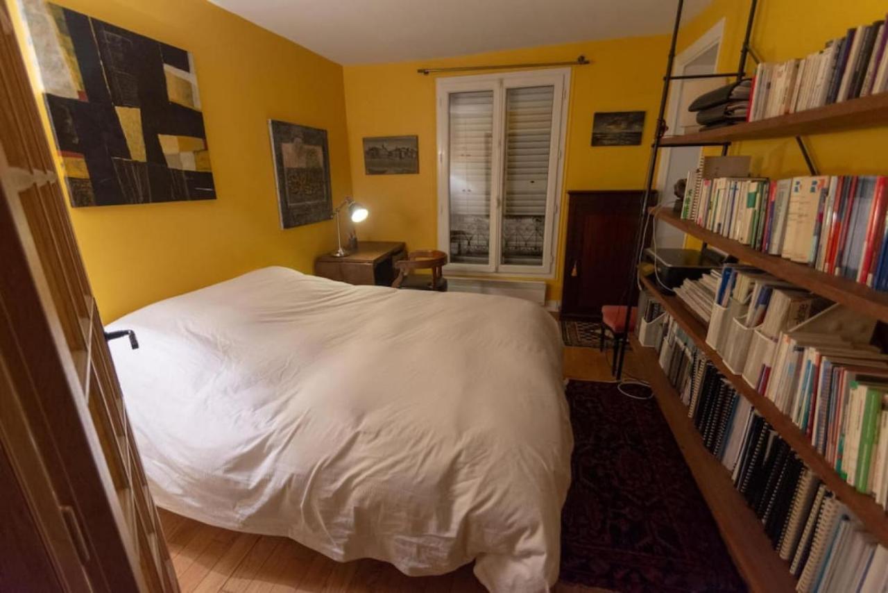 Very French Two Bedroom In The Heart Of Paris Exterior photo